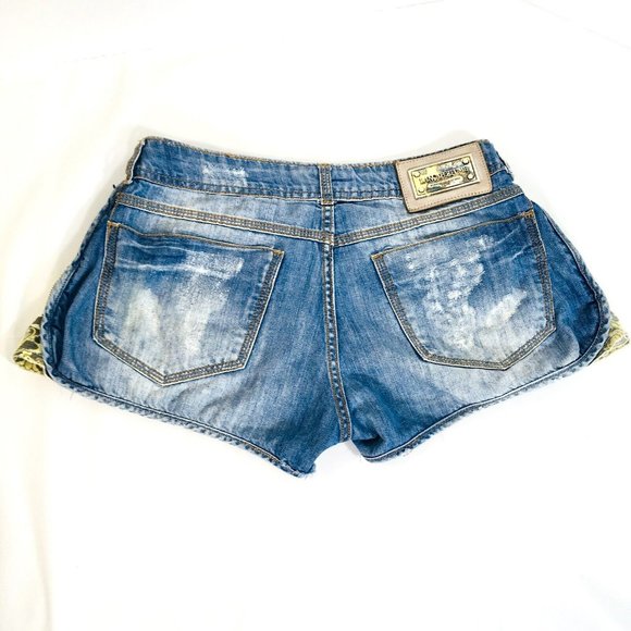 LANCA PERFUME WOMEN SZ 36 DENIM DISTRESSED SHORTS 2” INSEAM ZIP SIDE VENTS LOGO - Picture 4 of 10